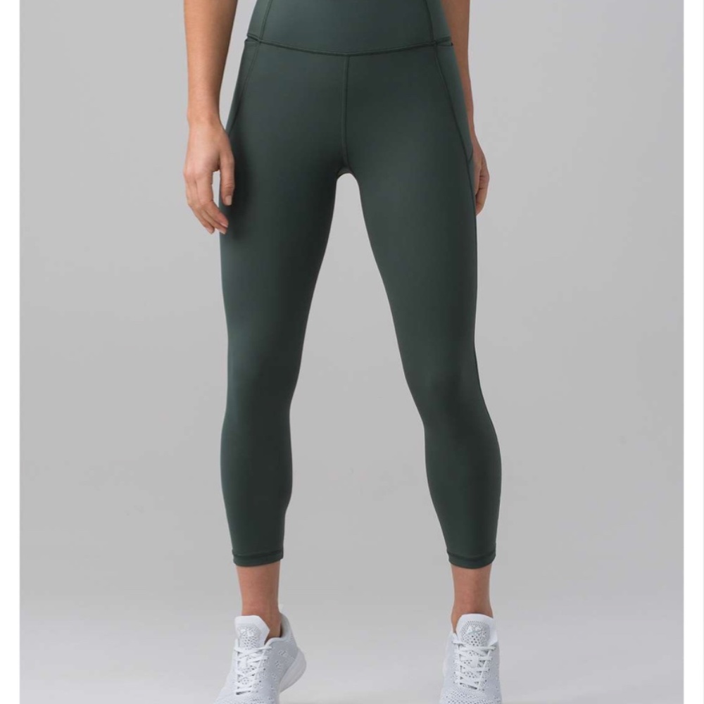 Lululemon Final Lap Crop 23” Evergreen Size 10